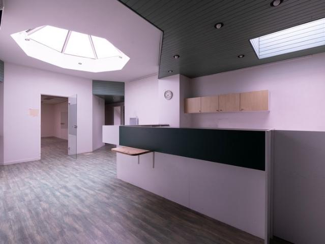 PAU 64 Place de Verdun À vendre bureaux ou appartement de 235m2