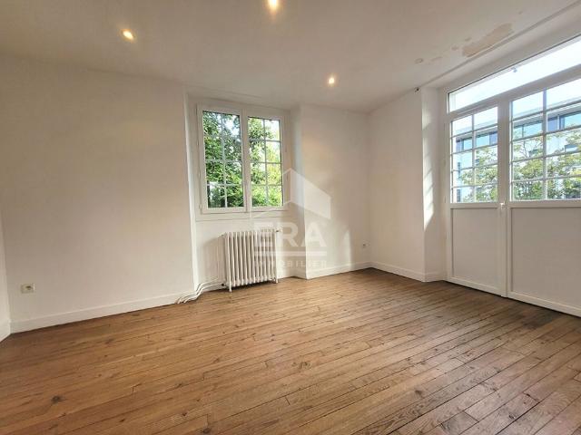 PAU CENTRE LOCATION Appartement T4 de 132m²