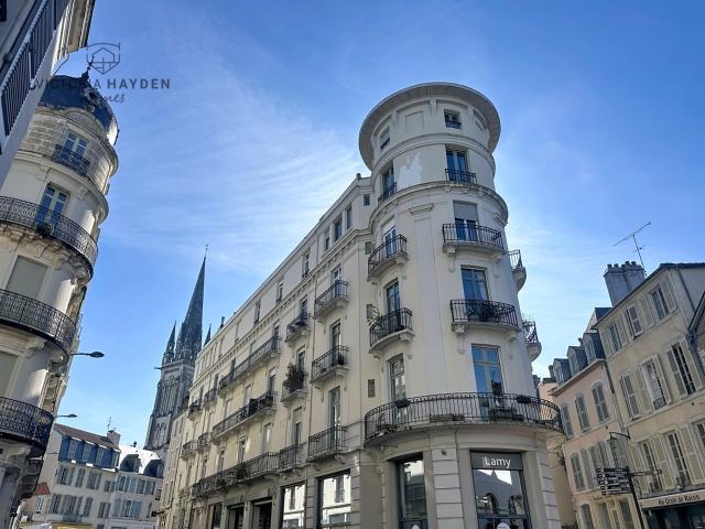 Pau Hyper Centre Quartier Du Château Superbe duplex au d. 92m² Pau