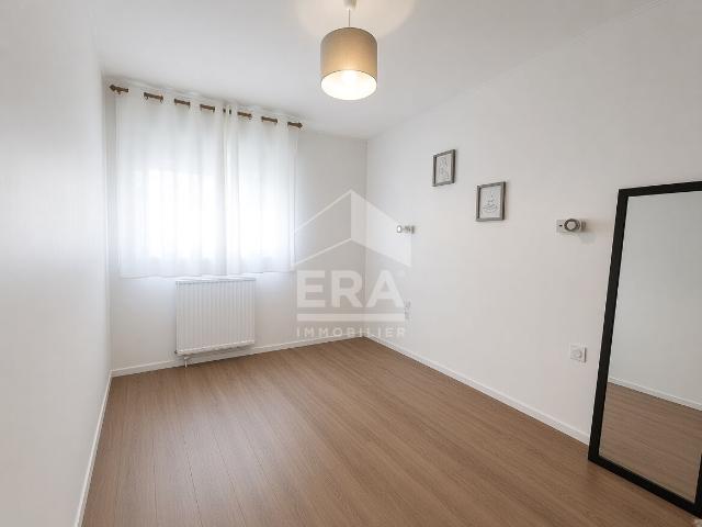 PAU: LOCATION Joli T2 de 42 m² avec balcon et parking