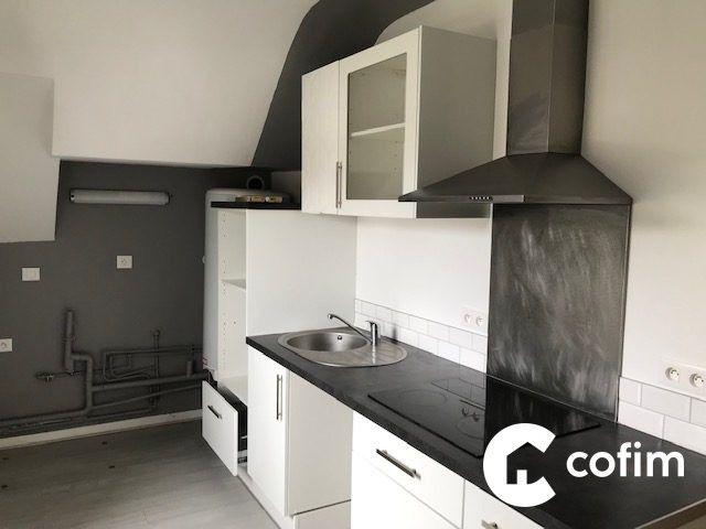 PAU proche centre ville T3 de 49m2 avec cave