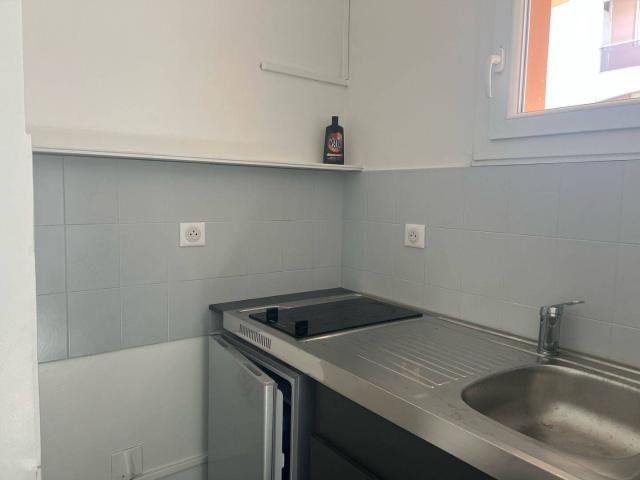 PAU PROCHE VERDUN T1 BIS MEUBLE