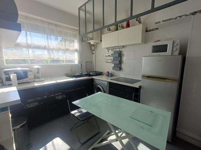 PAU T1 29m² Balcon vue dégagée