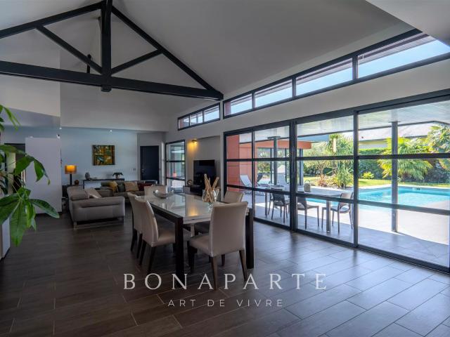 Pau Trespoey – Villa d’architecte de plain pied – Volumes ca. 184m² Pau