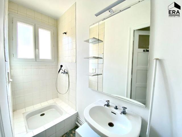 Pau Verdun: Appartement T1 de 28 m2 avec balcon et cuisine équipée