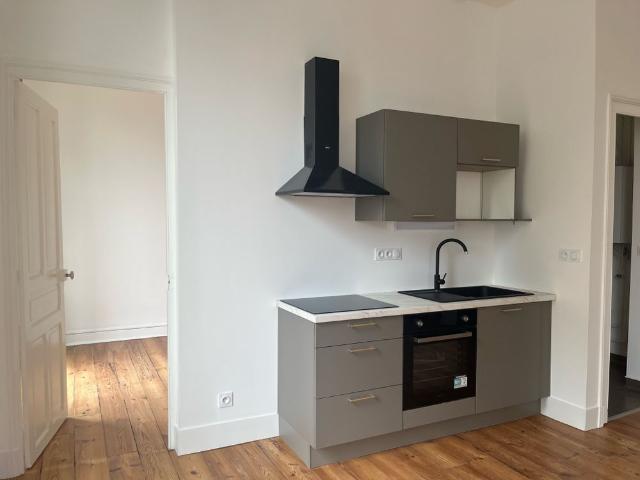 PAU VERDUN T3 ENTIEREMENT RENOVE