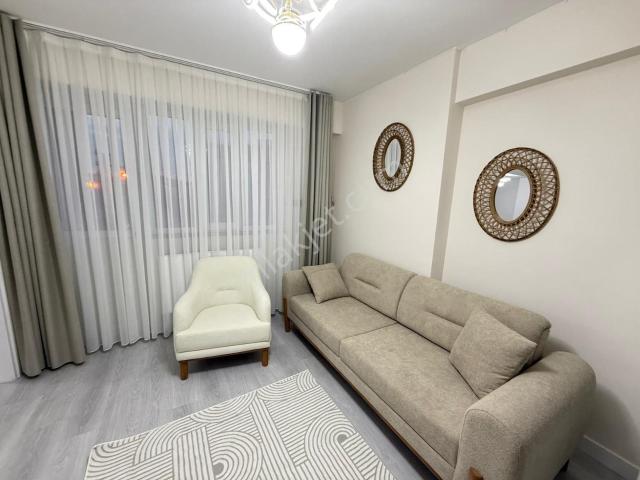 Paü Yakını Satılık Balkonlu Apart