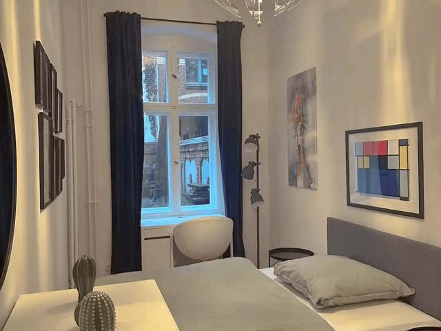 Paul Lincke Ufer GF Apartment