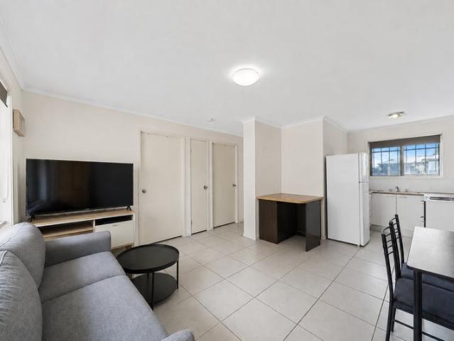 Paul Penklis Presents: Low Maintenance Living in A Quiet Complex