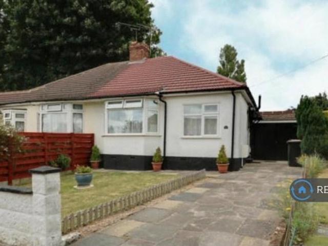 Paulinus Close, Orpington, BR5 2 bed bungalow to rent £2,000 pcm £462 pw