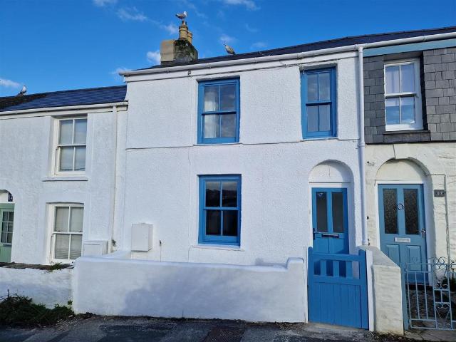 Pauls Row, Truro 2 bed terraced house to rent £1,150 pcm £265 pw