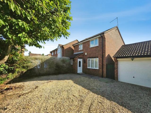 Paulsgrove, Peterborough PE2, 3 bed property to rent, £1,250 pcm | PrimeLocation