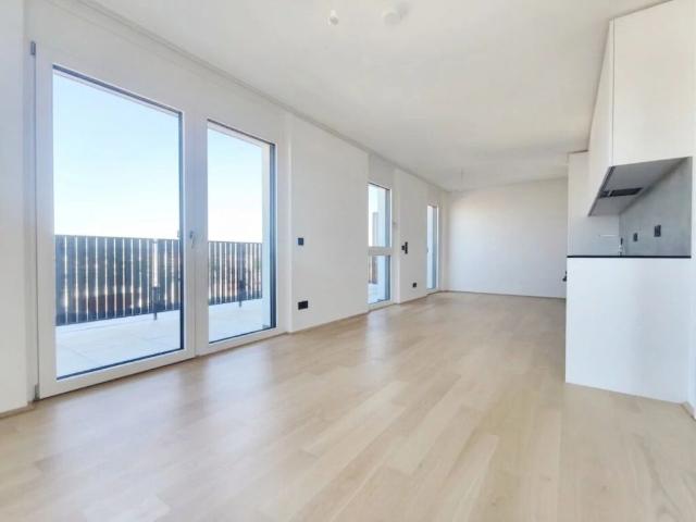 Pauschalmiete inklusive Warmwasser, Heizung & Kühlung Traumhafte 2 Zimmer Wohnung mit großzügigem Balkon und stilvoller Ausstattung