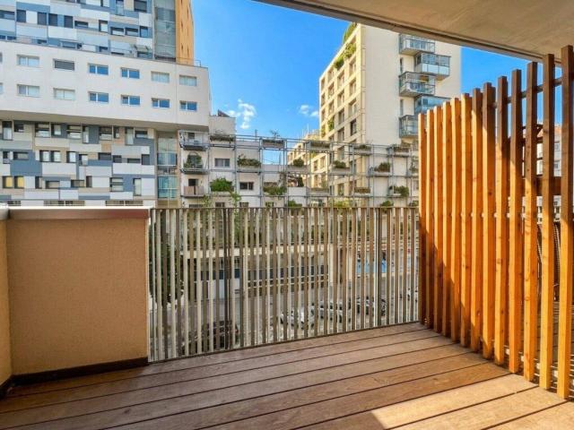 Pauschalmiete inklusive Warmwasser & Heizung Moderne 2 Zimmer Wohnung mit großzügigem Balkon Stilvolle Ausstattung