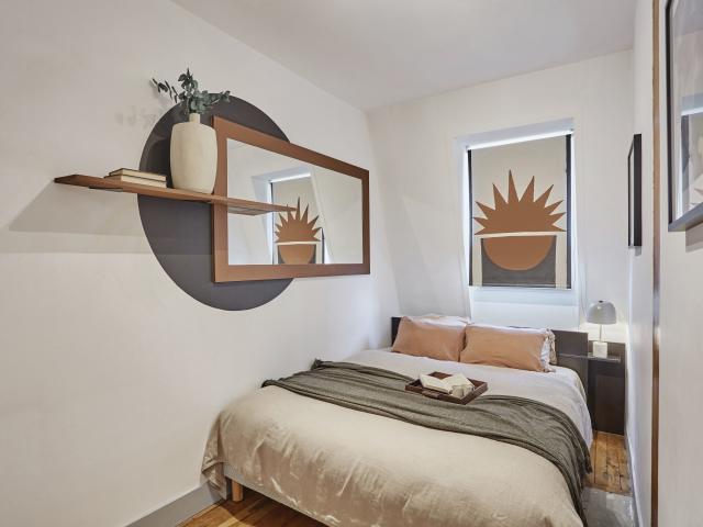 Pavel 1 bedroom apartment near the Eiffel Tower