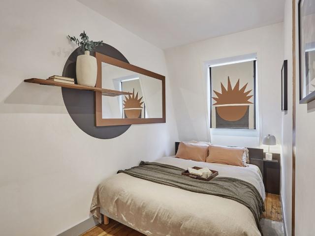 Pavel 1 bedroom apartment near the Eiffel Tower, Paris Amsterdam Apartments for Rent