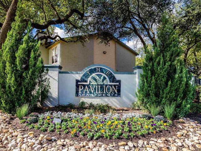 Pavilion 3 Bedroom Apartment for Rent at 3500 Willowood Cir, Arlington, TX 76015