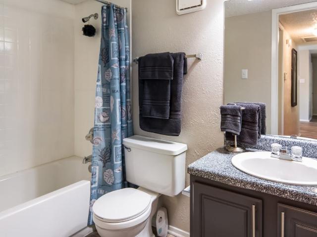 Pavilion 3 Bedroom Apartment for Rent at 3500 Willowood Cir, Arlington, TX 76015