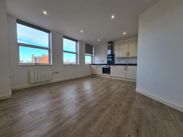 Flat 3 Pavilion Chambers, South Street, St. Neots PE19, Studio to rent, £825 pcm | PrimeLocation