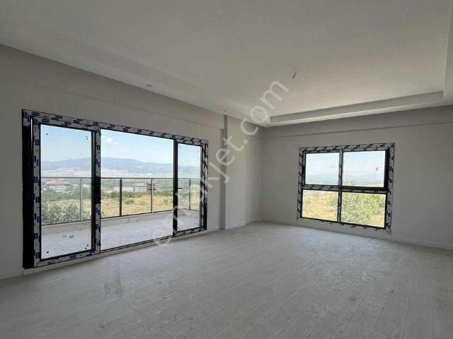 Pavilion Garden Sitesinde 3+1 Yerden Isıtmalı Daire