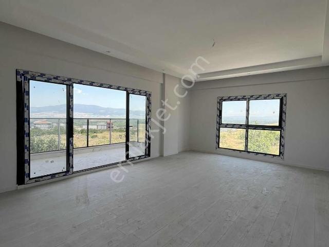 Pavilion Garden Sitesinde 3+1 Yerden Isıtmalı Daire