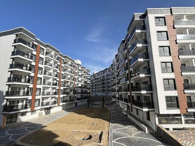 Pavilion Gardenda Geniş ve Ferah 2+1 Satılık Daire