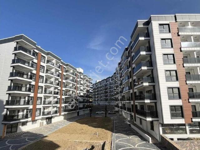 Pavilion Gardenda Geniş Ve Ferah 2+1 Satılık Daire