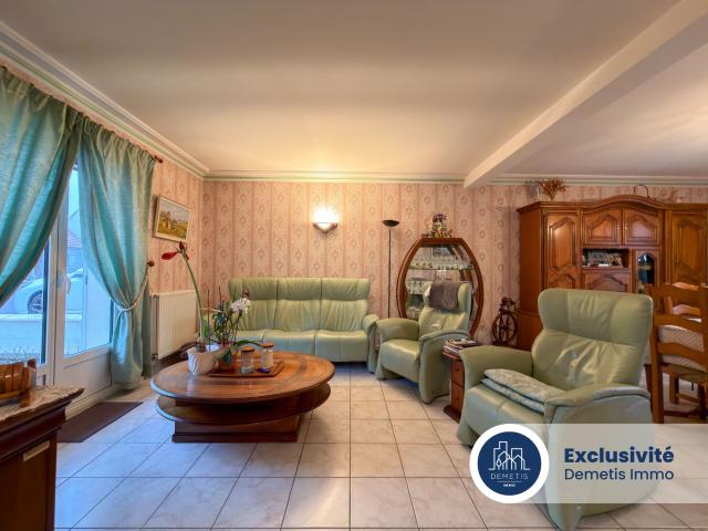 MAISON FAMILIALE DES ANNEES 2000