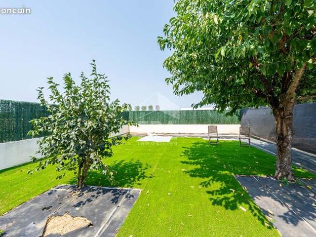 Pavillon 5 pièces 93 m²