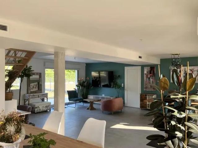 Pavillon 5 pièces 132 m²