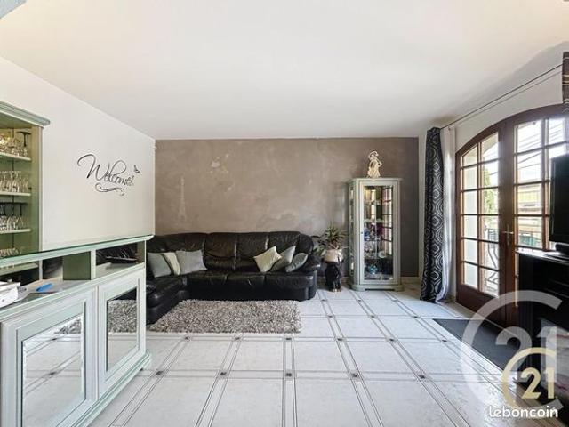Pavillon 5 pièces 160 m²