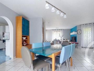 Pavillon 6 pièces 162 m²