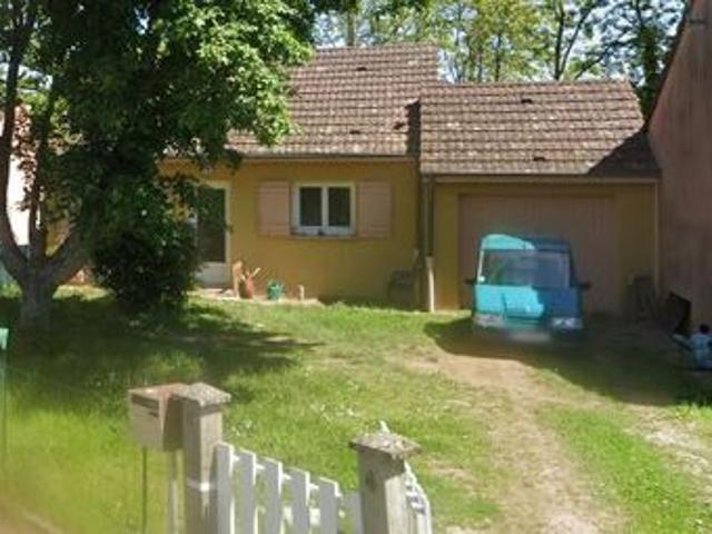 PAVILLON T2  LES ACACIAS  DOMPIERRE/BESBRE