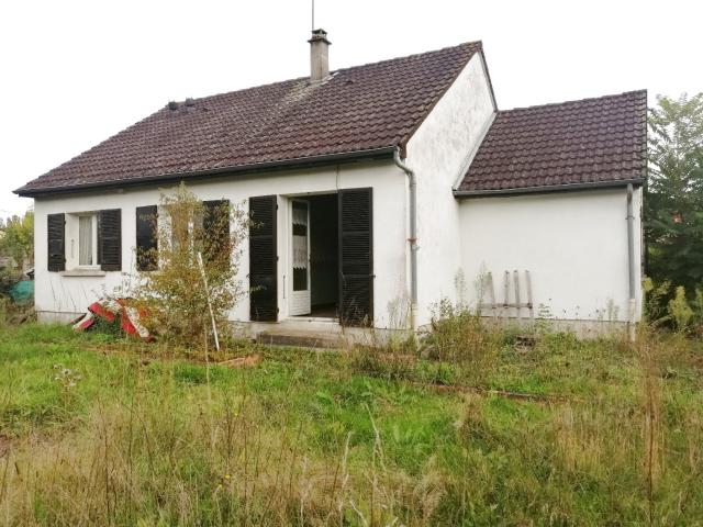 pavillon T. 4 Garage proche étang sur 1635 m2 de jardin