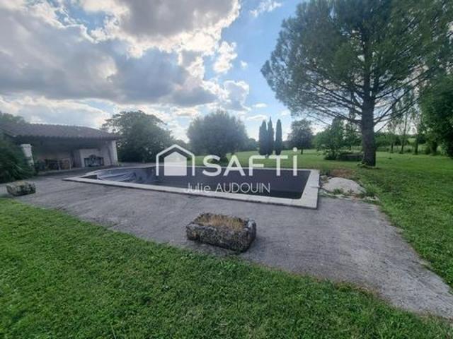 Pavillon atypique de 143 m² sur son parc d'exception 10 min de MATHA