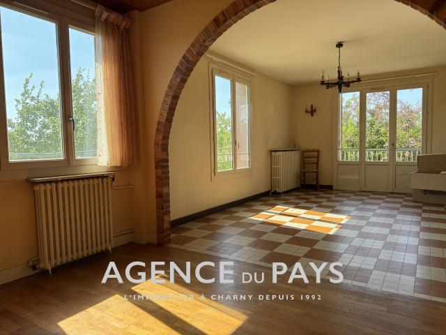 PAVILLON CHAMPIGNELLES PROCHE COMMERCES