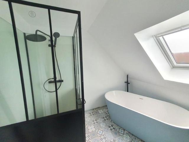 Pavillon contemporain Daours