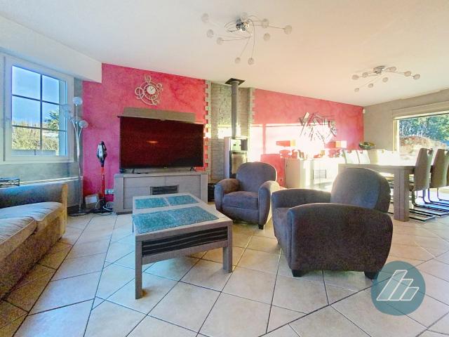 Pavillon confortable, 5 Chambres, proche A28
