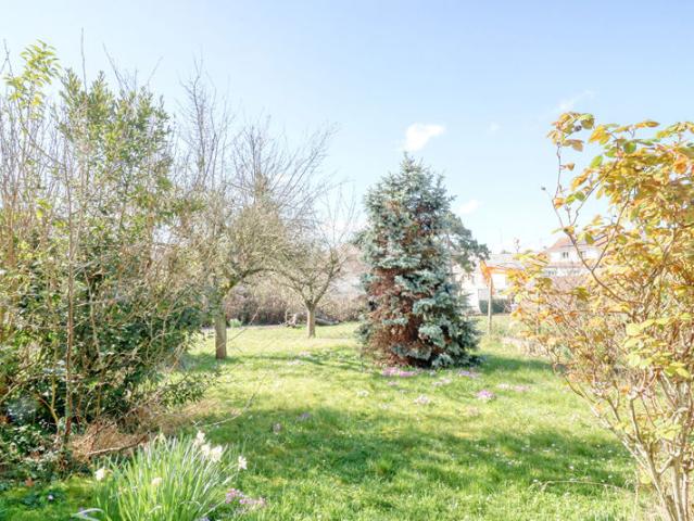 Pavillon de 3 pièces à Antony avec Jardin et Garage