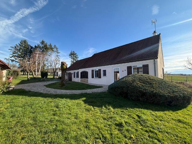 Pavillon de caractère dans la campagne nivernaise