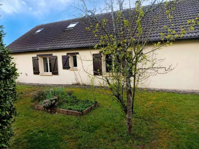PAVILLON DE PLAIN PIED DE 83,73 M² SUR UN TERRAIN DE 705 M² + GARAGE