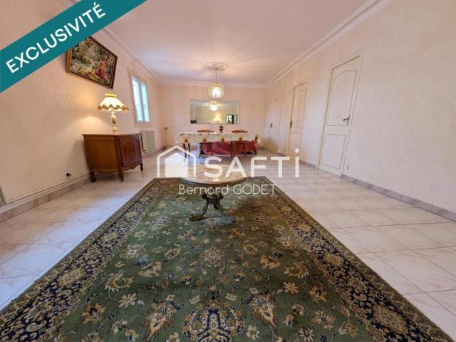 Pavillon de plain pied proche Ruffec