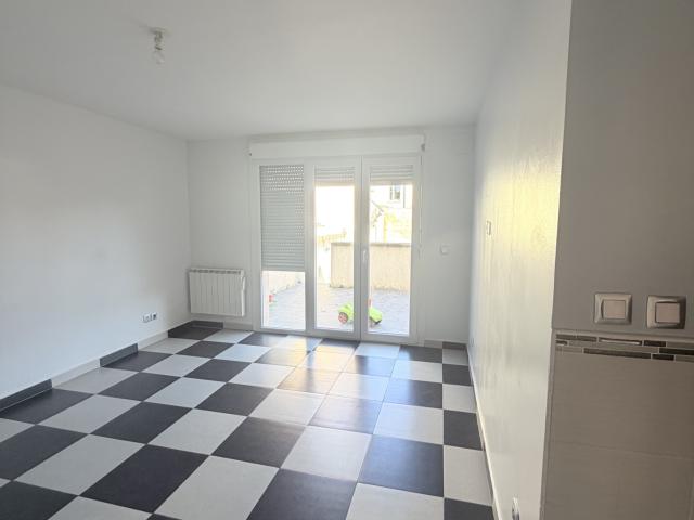 PAVILLON F7 LE BLANC MESNIL