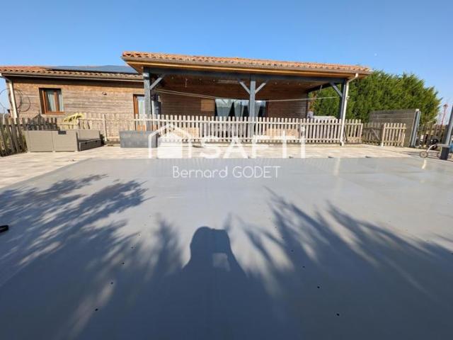 Pavillon ossature bois, 3 chambres, piscine