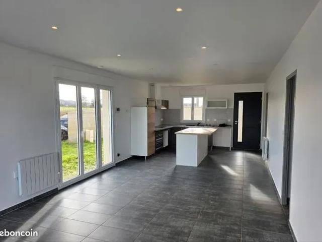 Pavillon plain pied confortable 3 ch