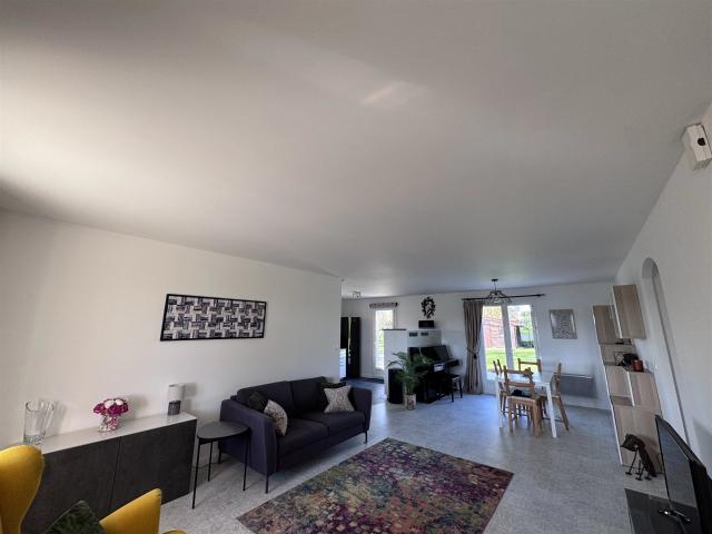 Pavillon récent aux portes de Jarnac 75m² Gondeville