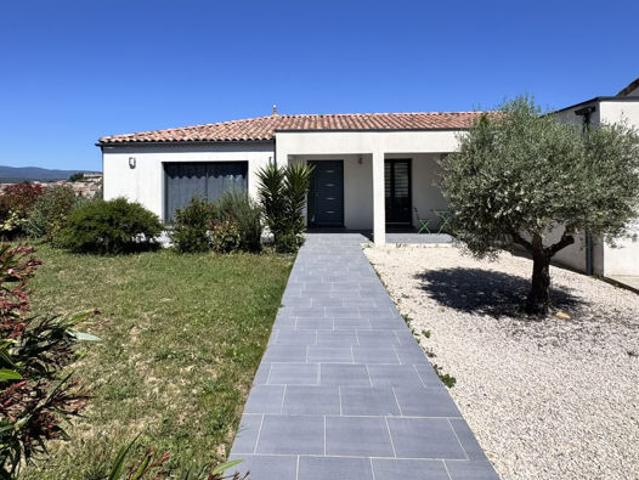 Pavillon récent de 145 m² à 10 min de Carcassonne avec vue, jardin et garage