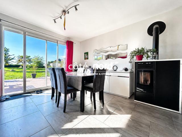 Pavillon semi plain pied