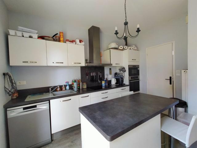 Pavillon sous sol 5 pièces 96 m² 100m² Villaines la Juhel