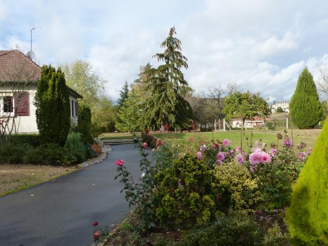 Pavillon sur sous sol 3/4 ch avec terrain